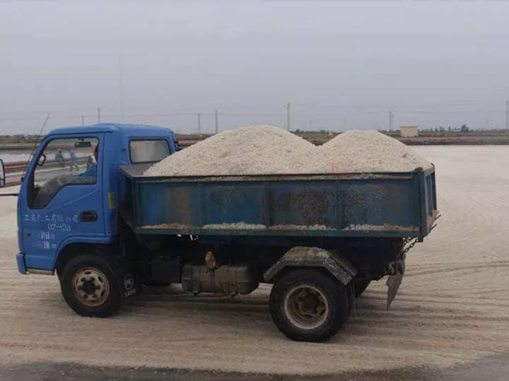 Camión de transporte de sal